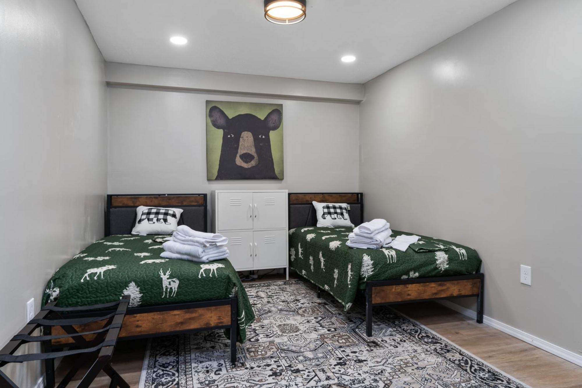 Spacious Cabin Near Hocking Hills And Caves With Hot Tub And Firepit Laurelville Екстериор снимка